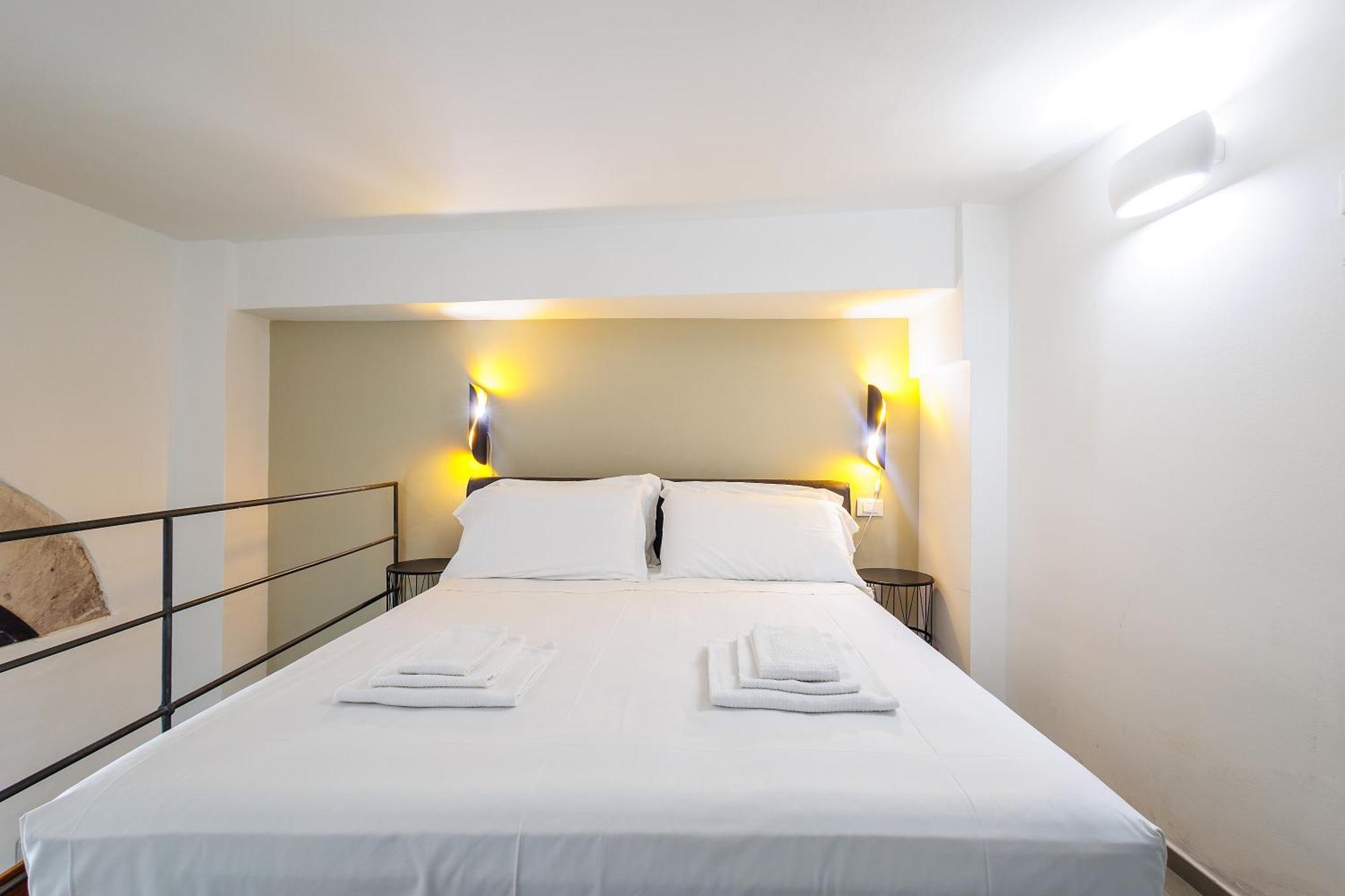 Goodstay Corte Regina Suite Лече Екстериор снимка